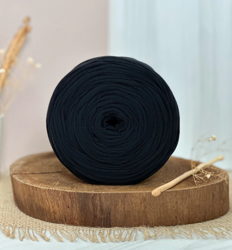 Amorino Fios Premium T-Shirt Yarn - Black