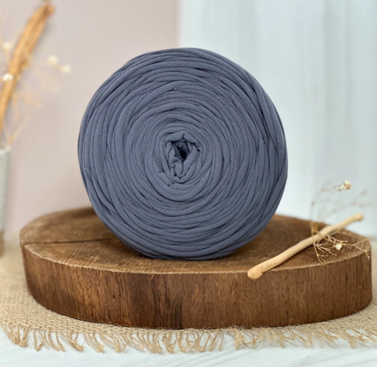 Amorino Fios Premium T-Shirt Yarn - Charcoal Gray