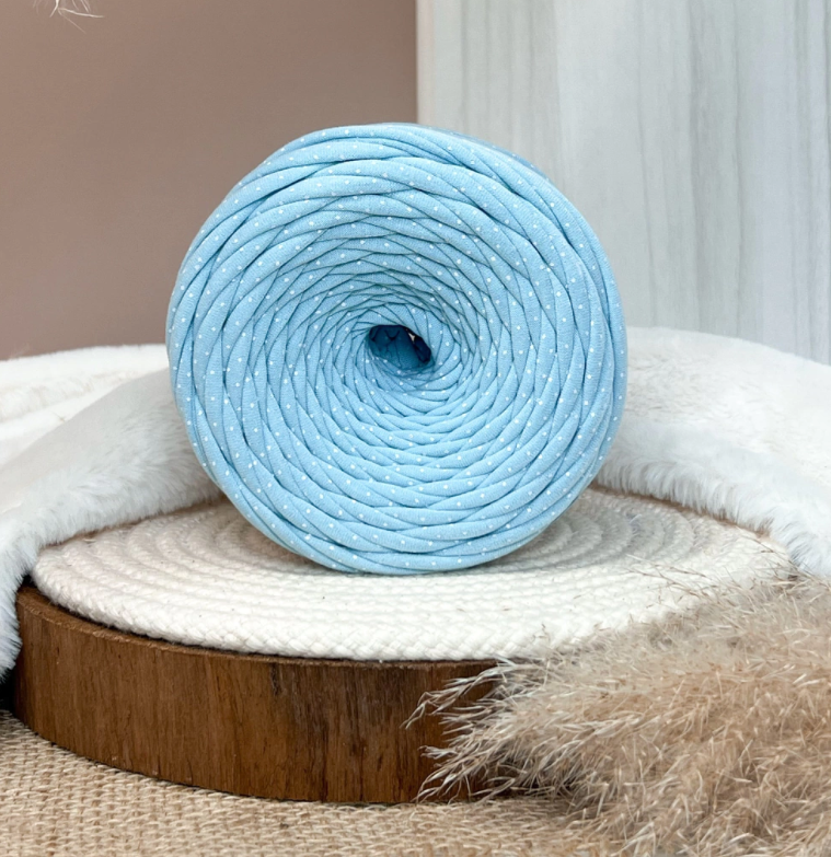 Amorino Fios Premium T-Shirt Yarn - Baby Blue Polka Dots