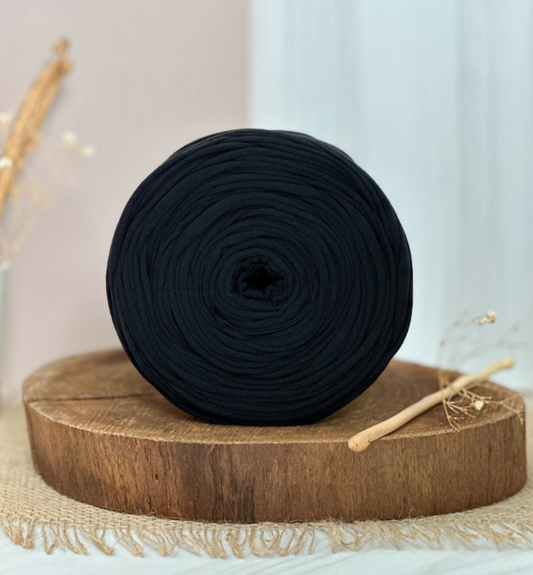 Amorino Fios Premium T-Shirt Yarn - Black