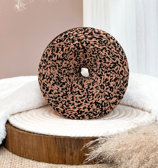 Amorino Fios Premium T-Shirt Yarn - Cheetah Print