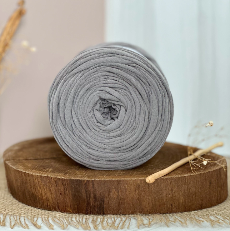 Amorino Fios Premium T-Shirt Yarn - Cigar